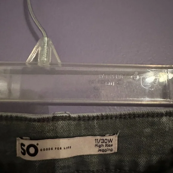 SO High Rise Ripped Jeggings - Picture 2 of 3